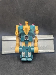Transformers G1 Terrorcon Cutthroat Figure - Picture 1 of 3