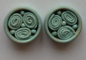 Vintage Faux Leather Button Set of 2 - Picture 1 of 3