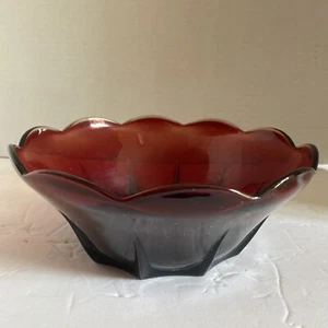 Anchor Hocking Ruby Red Glass Serving Bowl Scalloped Edges Large Vintage - Picture 1 of 3