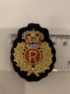 Queens Crown R Initial Letter Bullion Wire Embroidered Badge Small - Picture 1 of 1