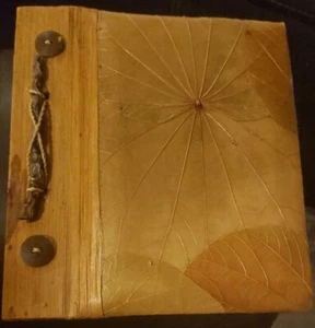 HANDCRAFTED NOTE BOOK- Natural Leaf Cover Bamboo Paper 6 x 7” NEW! - Picture 1 of 3