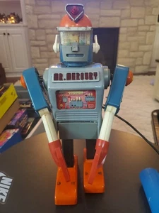 Línea de robots de juguete a batería Mr Mercury Marx 1963 limpio sin probar de colección - Imagen 1 de 18