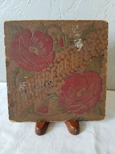 Vintage Etched Wooden Lid to Handkerchief Box Painted on One Side - Picture 1 of 12