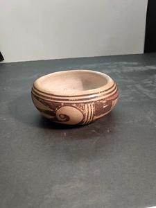 Antique Hopi Indian Wooden Bowl Hand Carved Out And Hand Painted - Picture 1 of 13