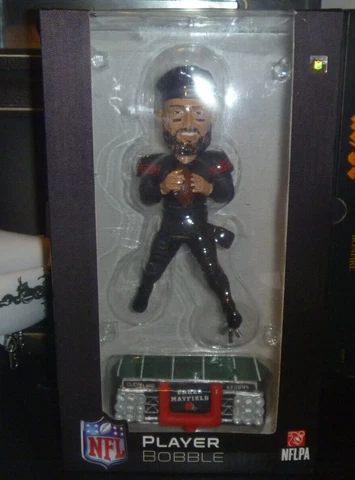BAKER MAYFIELD PLAYER BOBBLE STADIUM EXCLUSIVE COLOR RUSH  BROWNS BOBBLEHEAD NEW Cover
