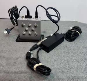 Cuantificador de crecimiento celular Aquila Biolabs CGQ Hub CGQ-BASE-8 con adaptador de corriente - Imagen 1 de 11