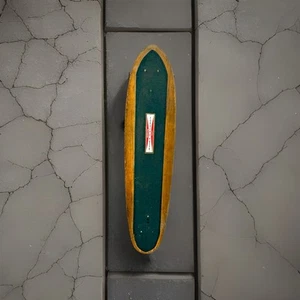 Skateboard vintage Gordon & Smith, completo con slalom californiano e piloti su strada - Foto 1 di 14