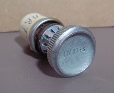 Dodge Cigarette Lighter B 1966 cargador de carrocería Coronet Dart 1967 perilla Valiant Foto 1 de 4