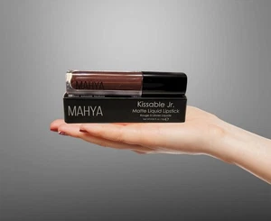 Mahya New Kissable Jr Matte Liquid Lip Stick 0,06 fl oz Travel Taglia Shade Sinful - Foto 1 di 3