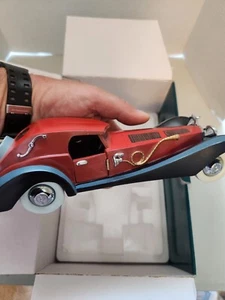 WDCC Walt Disney Classics Collection Figurine "Cruella's Car" USED - Picture 1 of 10