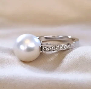 Anello con Perla AUSTRALIANA e Diamanti Oro bianco 18 kt Perla dei Mari del Sud - Foto 1 di 12