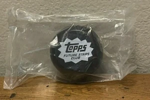 2021 Topps Future Stars Club December Collectible Topps Yo-Yo - Picture 1 of 4