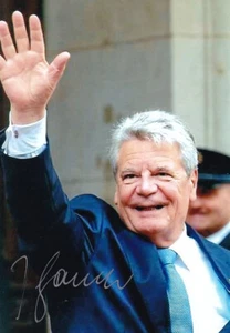 Autógrafo Politik | Joachim GAUCK | | Foto 2010 (Retrato Color) 2 - Imagen 1 de 1