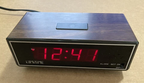 Vintage LUMITIME Alarm Clock Model SS-3 Tamara Electronics Japan - Working Cover