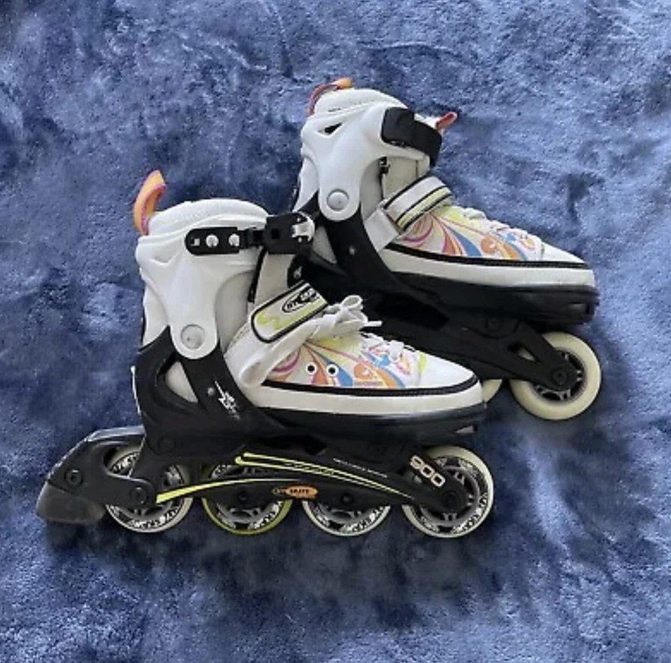 Hy Skate Junior Adjustable (33-36 EUR) ABEC3 Chrome Bearings 900 - Bild 1 von 4