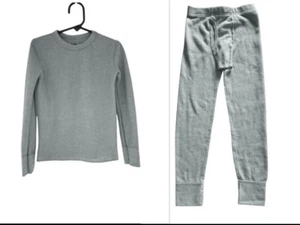 Boys Pajamas Set Gray Textured Waffle Pants Shirt Sz 6/7 - Picture 1 of 9