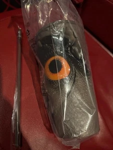 AMC Jurassic World Rebirth Gripper Cup - Bild 1 von 3