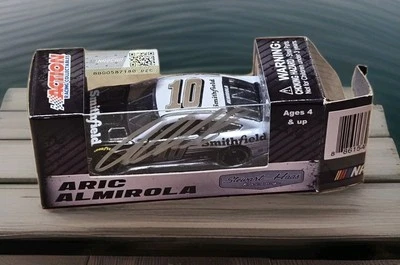 2019 Aric Almirola Smithfield NASCAR 1:64 Diecast Limited Edition- Signed! - Image 1 of 4