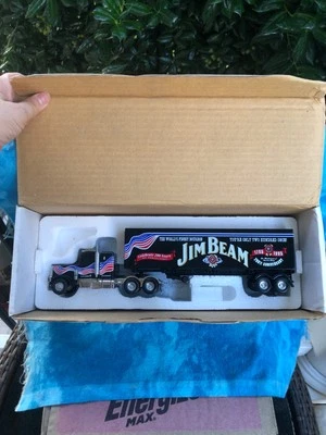JIM BEAM PETERBILT DISTILLERY Die Cast TRACTOR TRAILER MATCHBOX 1/53 NIB KS186SA - Image 1 of 4