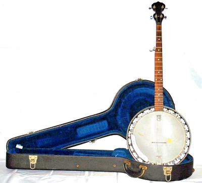 Beautiful 22 Fret 5-String Deering Boston Banjo & Resonator with Hard Case 1996 - Image 1 of 4
