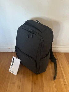 SAC À DOS INCASE FACET 20L - NOIR - Photo 1/4