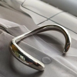 New Retro Elegant Sterling Silver Cuff Bangle Vintage Arc Irregular Bracelet - Picture 1 of 3