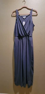 Gilli Sara Sleeveless Jumpsuit NWT - Picture 1 of 2