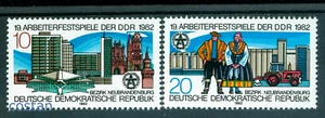 Festival Folclórico 1982-Neubrandeburgo, disfraz, tractor, edificios, Alemania/RDA, 2706, MNH - Imagen 1 de 1