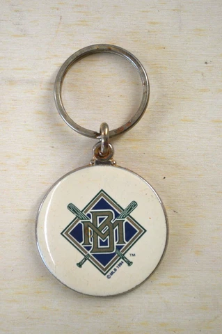 Vintage Milwaukee Brewers Keychain 1994 MLB Made USA By Crownmark Cover