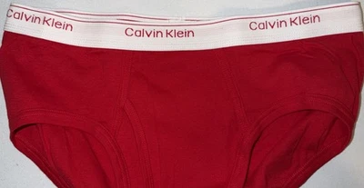 Calzoncillo para hombre Calvin Klein rojo talla 36 estilo tiro bajo Foto 1 de 2