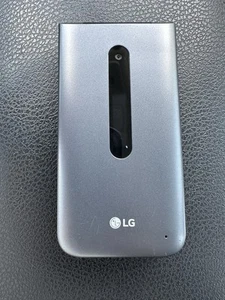 LG Classic Flip TracFone LG L125DL 4G LTE Flip Phone - Picture 1 of 3