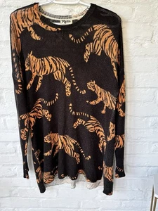 Show Me Your Mumu kleiner schwarzer Damenpullover mit orangefarbenen Tigern leicht - Bild 1 von 18