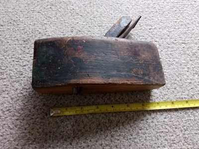 Antique Vintage Wooden Carpenters Coffin Shaped Smoothing Plane 2 Inch Blade - Image 1 of 4