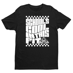 Camisa School's Cool In This Fit, camisa de regreso al cole, camisa de profesor, regalo - Imagen 1 de 5