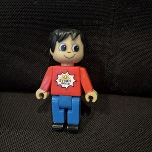 RYAN’S WORLD Mini Block Figure Loose Toy Red Shirt Blue Pants 2.5" - Picture 1 of 3