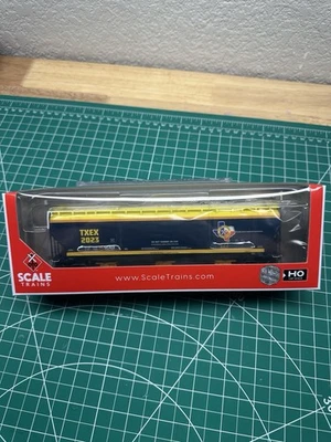 HO SCALETRAINS SXT33016 GREENBRIER GUNDERSON COVERED HOPPER NMRA CONVENTION 2023 - Image 1 of 2