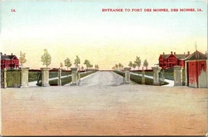 Eingang zum Fort Des Moines Iowa Postkarte - Bild 1 von 2