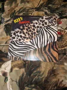 Kiss Animalize LP 1984 Mercury Records 422-822 495-1 M-1 Vinyl Record LP - Picture 1 of 5