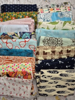 Gran Lote Cortes de Tela Vintage Kitsch Bebé Retro Lindo Acolchado Acogedor Flor Animales Foto 1 de 4