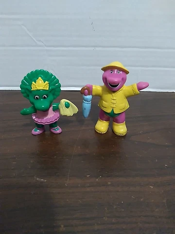 BARNEY in Raincoat 3" and Baby Bob 2.5" PVC Toy Figure Cake Topper 1998 Cover