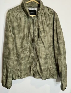 EUC Sisley Italy green camouflage camo rain jacket wind coat MENS M - L UNISEX - Picture 1 of 6
