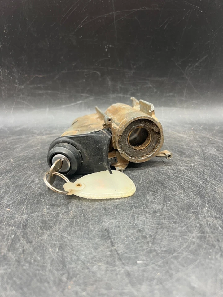 Оригинальный ключевой цилиндр зажигания для VW Golf Jetta Passat Rabbit 1978-1992 годов выпуска 26834 - Изображение 1 из 4