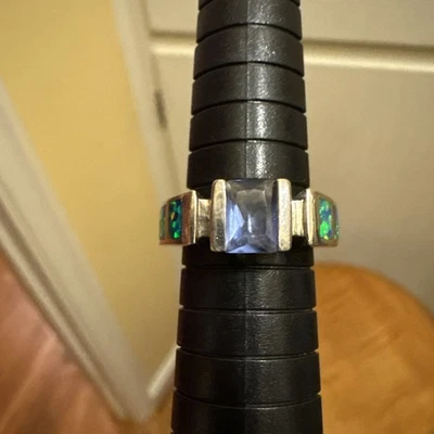 Banda de plata de ley con ópalo de fuego y tanzanita talla 7 Foto 1 de 4