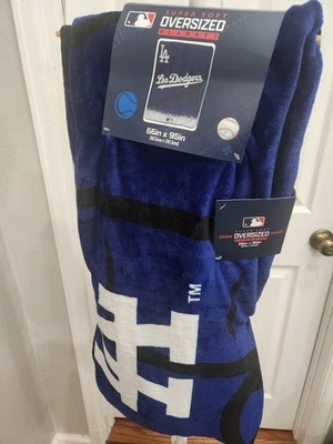 LOS ANGELES DODGERS SUPER SUAVE GRAN TAMAÑO 66 pulgadas x 95 pulgadas NUEVO CON ETIQUETAS PEGASUS DEPORTES POLIÉSTER Foto 1 de 4