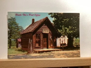 Onkel Ikes Postamt in den Missouri Ozarks: - Vintage Postkarte - Bild 1 von 3