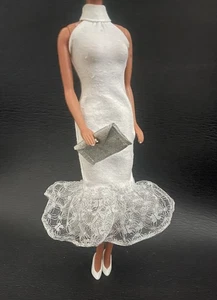 1988 Barbie Dinner Date weiß silber Meerjungfrau Neckholder Kleid Schuhe & Clutch #1312 - Bild 1 von 6