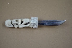  Coltello da caccia Sensenmann corno di cervo scheletro tagliacarte forgiato a mano Finlandia - Foto 1 di 20