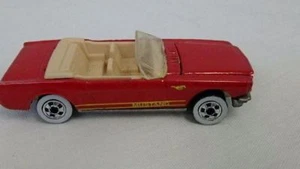 1983 Mattel Hot Wheels 1965 Ford MUSTANG Convertible Whitewall Tires Open Motor - Imagen 1 de 5