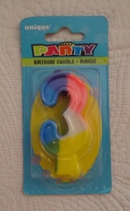 Vela de cumpleaños adorno de pastel edad 3 tres multicolor NUEVO (paquete abierto) - Imagen 1 de 2