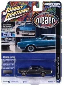 JOHNNY LIGHTNING 1/64 1967 OLDSMOBILE 442 W-30 ANTIQUE PEWTER MCACN JLMC031B-3 - Picture 1 of 1